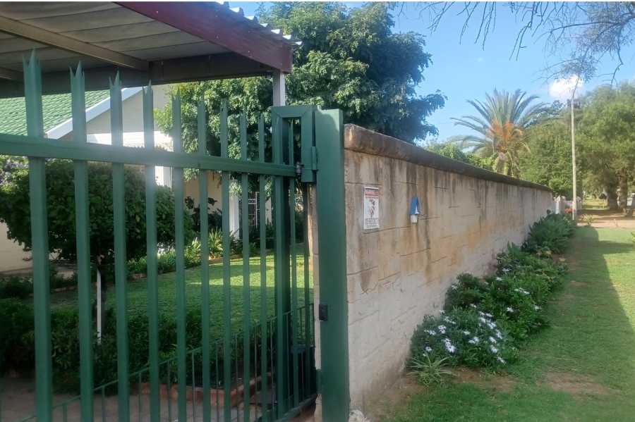 3 Bedroom Property for Sale in Dagbreek Ext 4 Free State